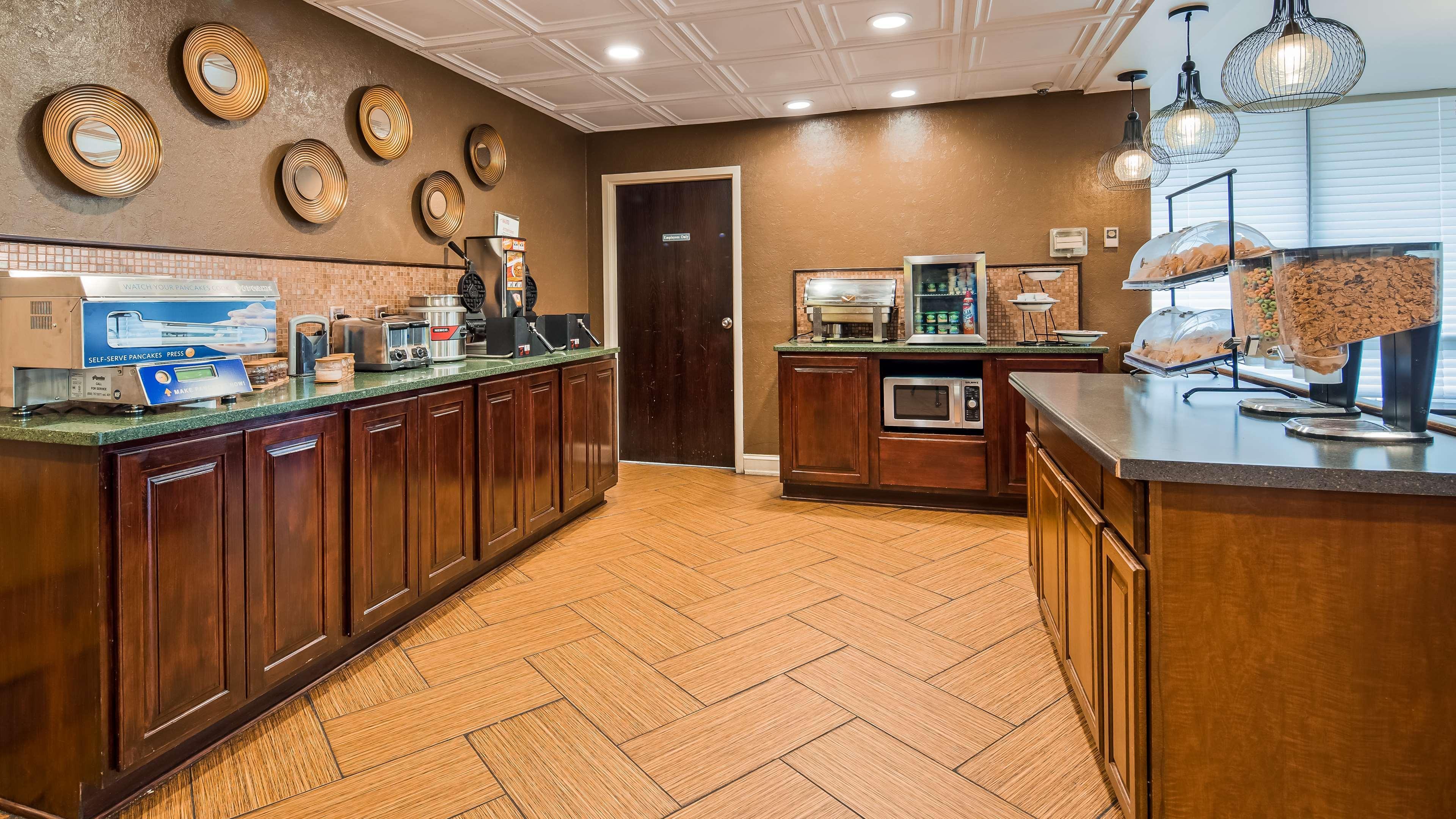 Best Western Salisbury Plaza Εξωτερικό φωτογραφία