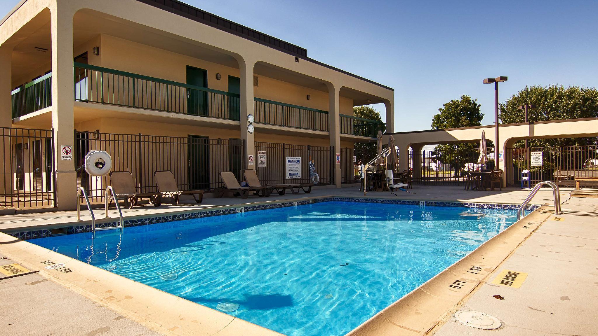Best Western Salisbury Plaza Εξωτερικό φωτογραφία
