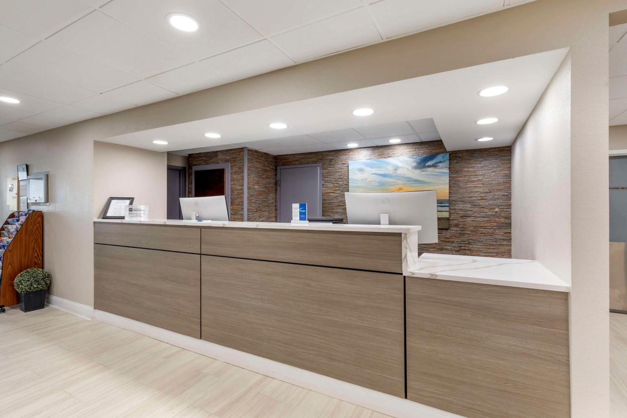 Best Western Salisbury Plaza Εξωτερικό φωτογραφία